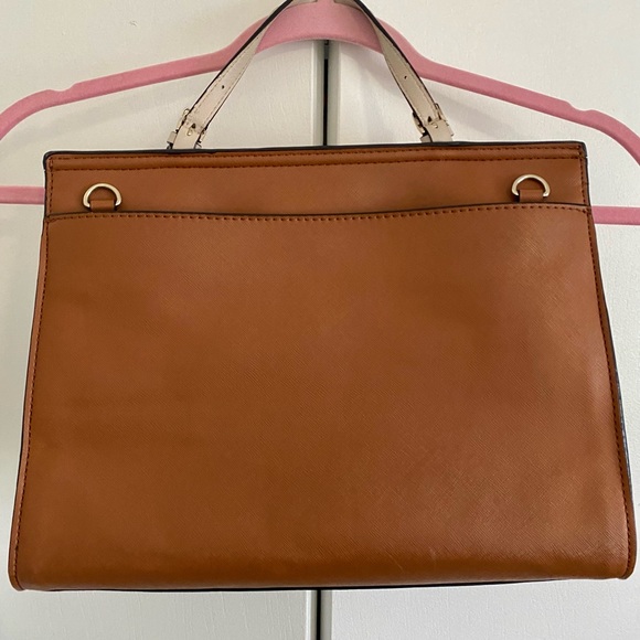 Guess Flap Shoulder Bag (Tan/Natural) - Picture 2 of 4